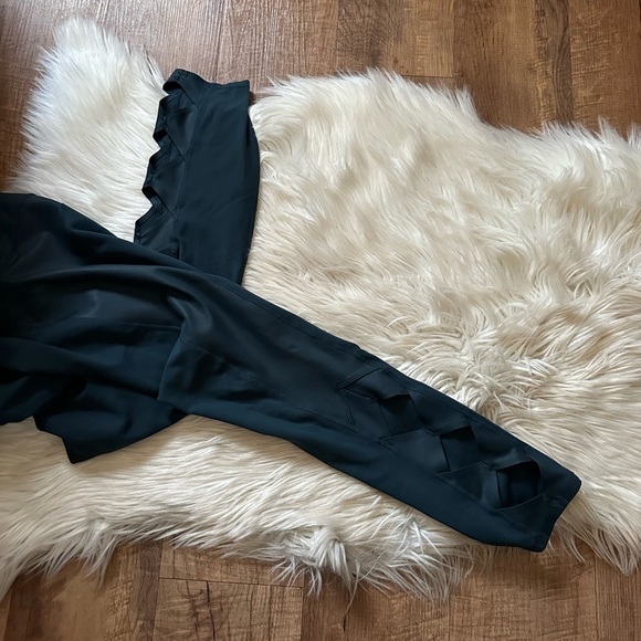 ATHLETA Cobra Cutout Leggings In Teal - Picture 6 of 7